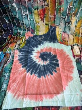 U.S. Vintage Tie-Dye Spiral Tank Top in Navy, Coral & Mint small